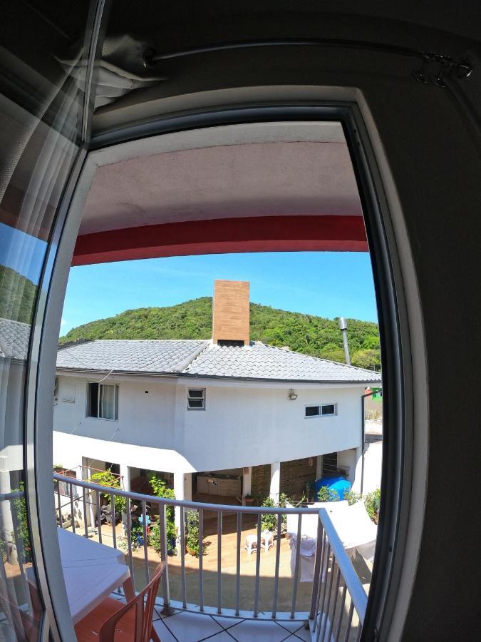 Hotel Morada Da Marta Guarda do Embaú Esterno foto
